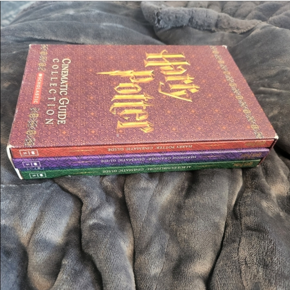 Harry Potter Cinematic Guide Collection 4 Books - Picture 4 of 4
